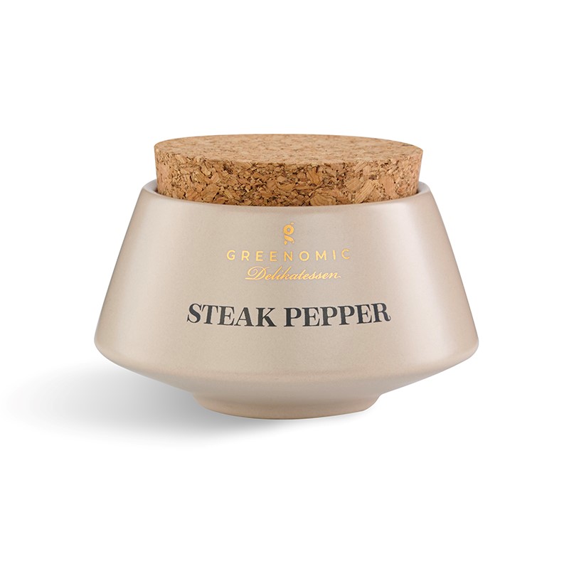 steak-pepper Greenomic Steak Pepper – Premium Steakpfeffer im handgefertigten Keramiktopf Exklusive Gewürzmischung trifft auf außergewöhnliches Design Der Greenomic Steak Pepper ist weit mehr als eine klassische Pfeffermischung. Er vereint ausgewählte Gewürze, fein abgestimmte Aromen und außergewöhnliche Handwerkskunst in einem stilvollen Keramikgefäß, das bereits auf den ersten Blick begeistert.
